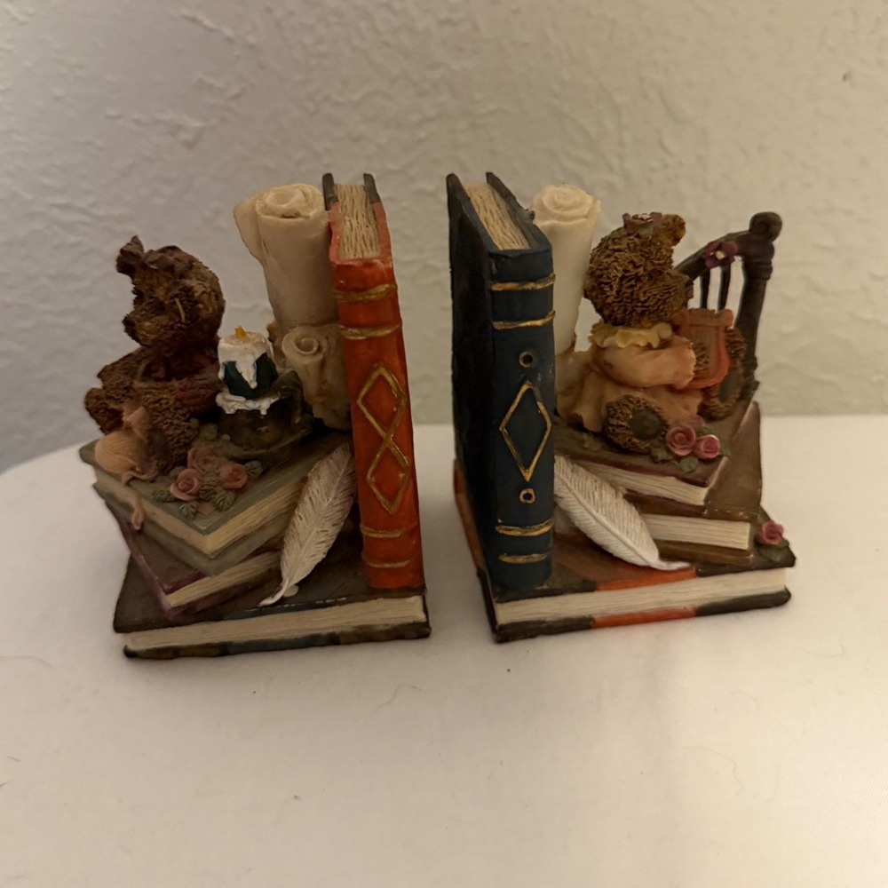 Vintage Whimsical Teddy Bear Bookends Resin Set Books Harp Candle Decor